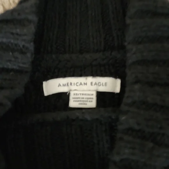 American Eagle mock neck sweater - Picture 2 of 3